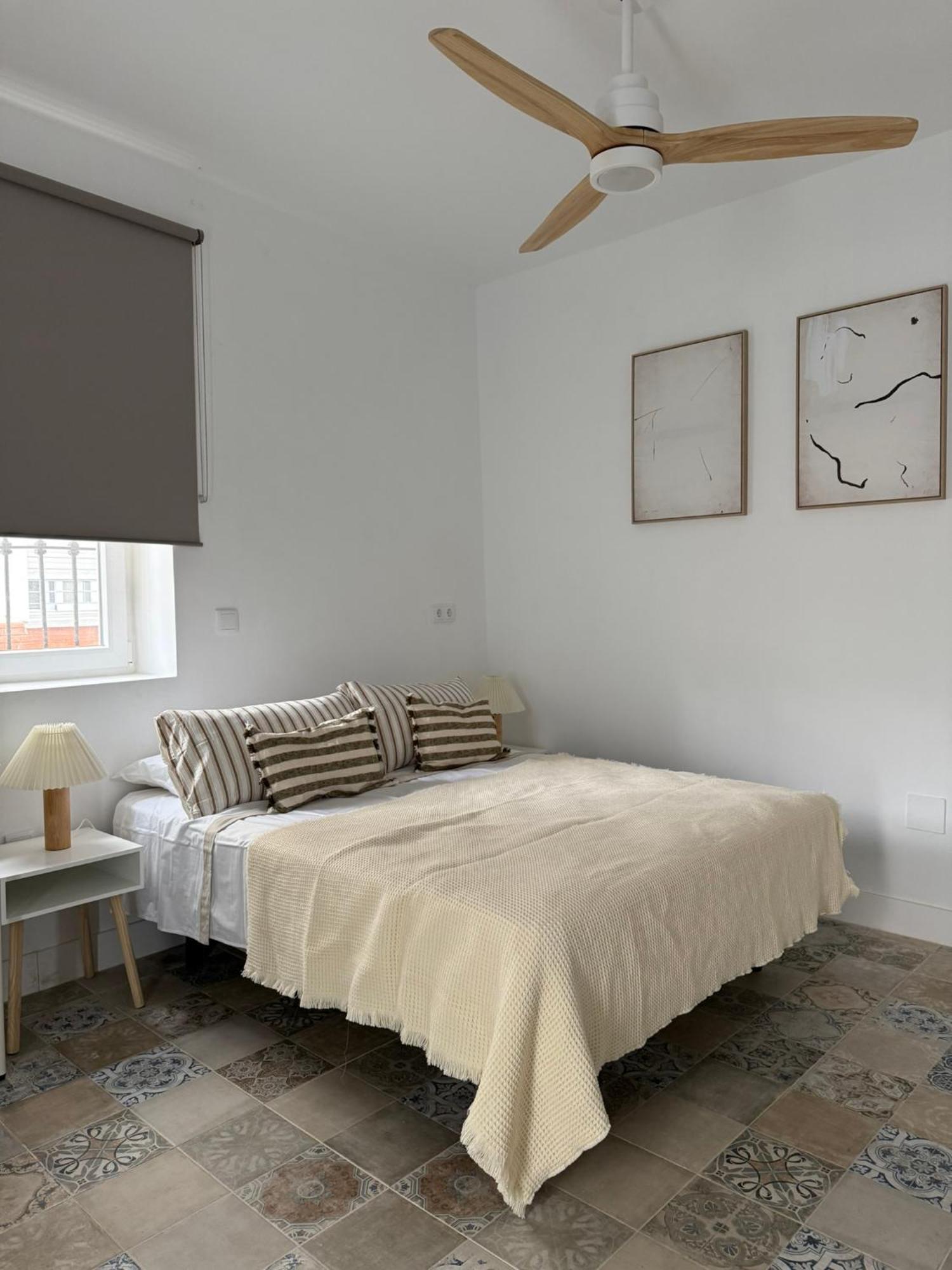 The Sunnydise Apartments Малага Екстер'єр фото